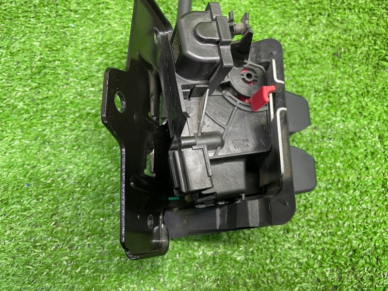 Замок багажника, 7000 рублей, Москва