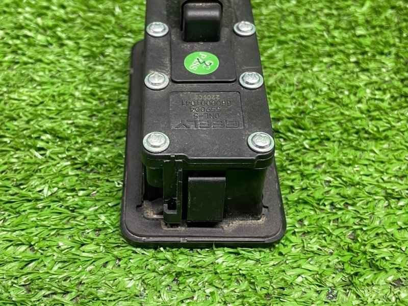 Кнопка открывания багажника, 2500 рублей, Москва