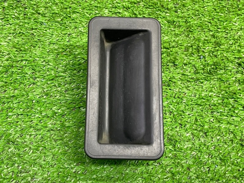 Кнопка открывания багажника, 2500 рублей, Москва