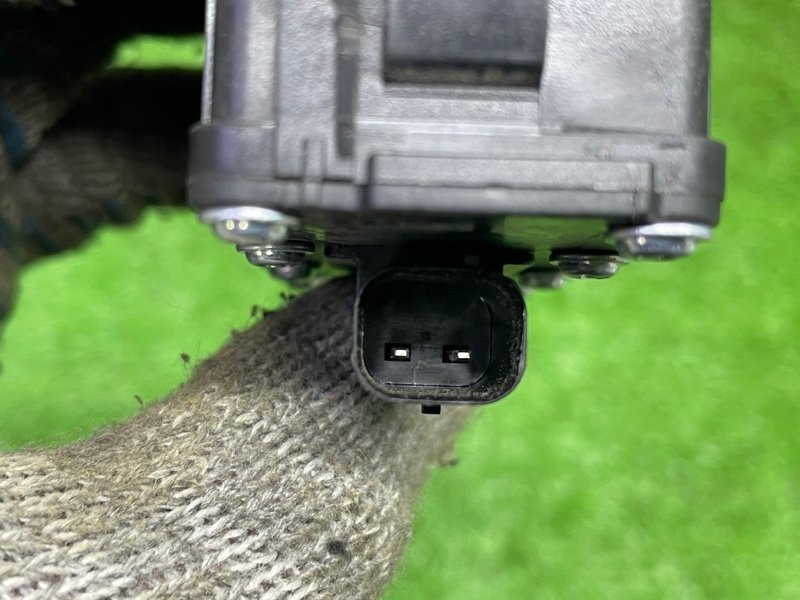 Кнопка открывания багажника, 2500 рублей, Москва