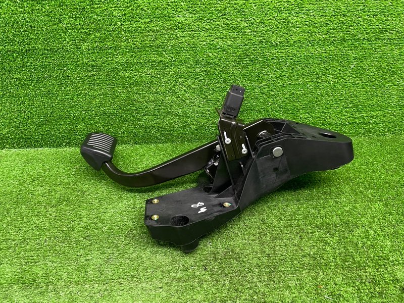 Педаль тормоза, 6000 рублей, Москва