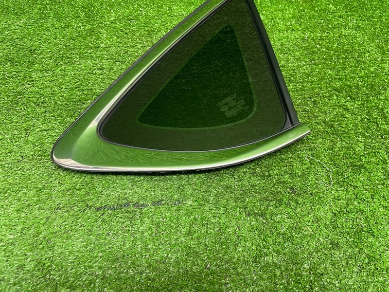 Стекло глухое зад. правое, 6500 рублей, Москва