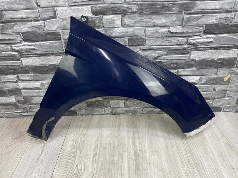 Крыло переднее правое, 5000 рублей, Москва