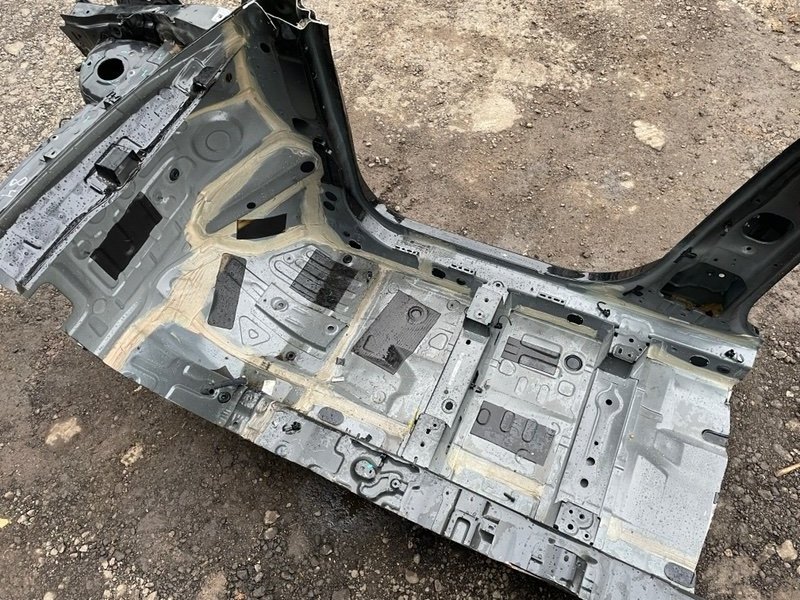 Порог со стойкой правый, 40000 рублей, Москва