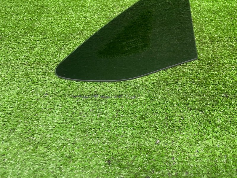 Стекло глухое зад. правое, 1000 рублей, Москва