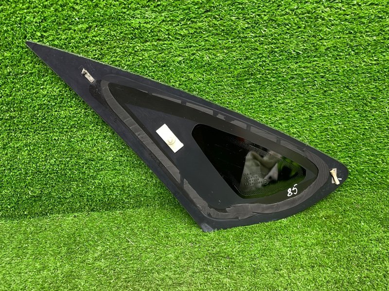 Стекло глухое зад. правое, 1000 рублей, Москва