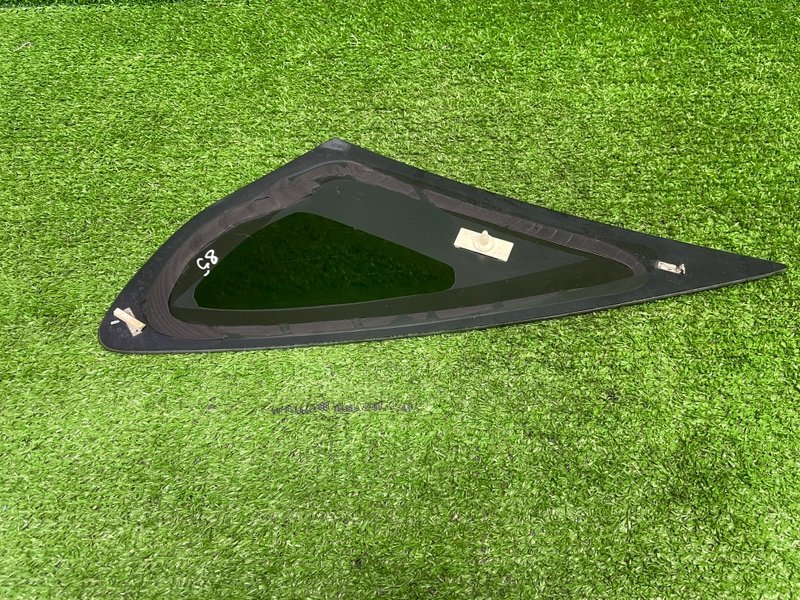 Стекло глухое зад. правое, 1000 рублей, Москва