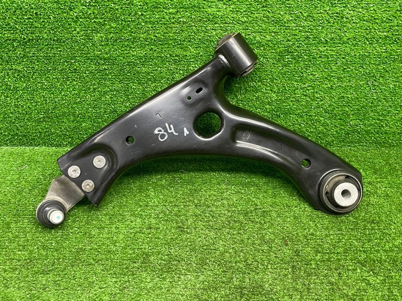 Рычаг передний левый, 6000 рублей, Москва