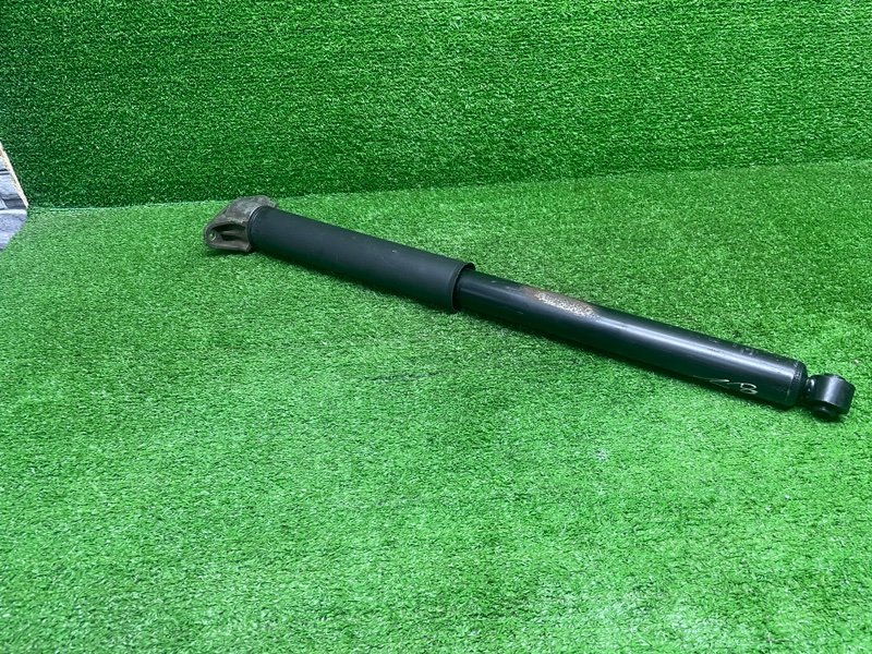 Амортизатор задний, 700 рублей, Москва