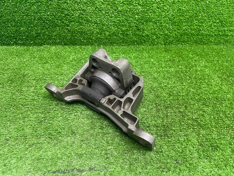 Опора двигателя, 3000 рублей, Москва