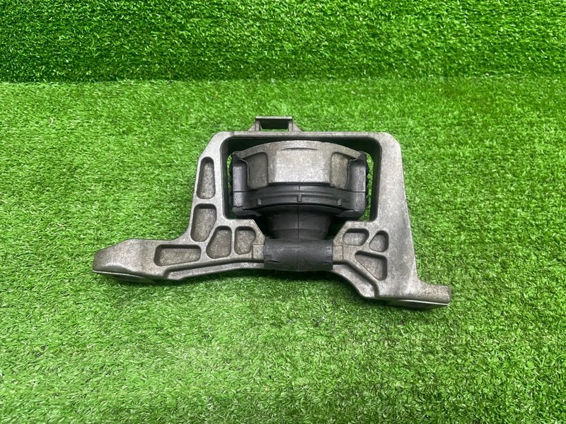 Опора двигателя, 3000 рублей, Москва