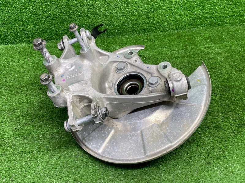 Кулак поворотный, 20000 рублей, Москва