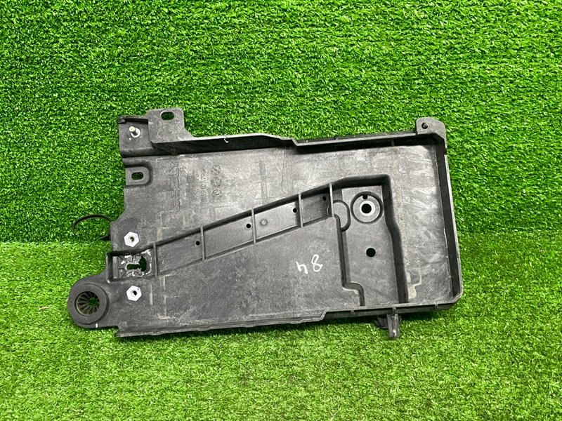 Площадка под АКБ, 1000 рублей, Москва