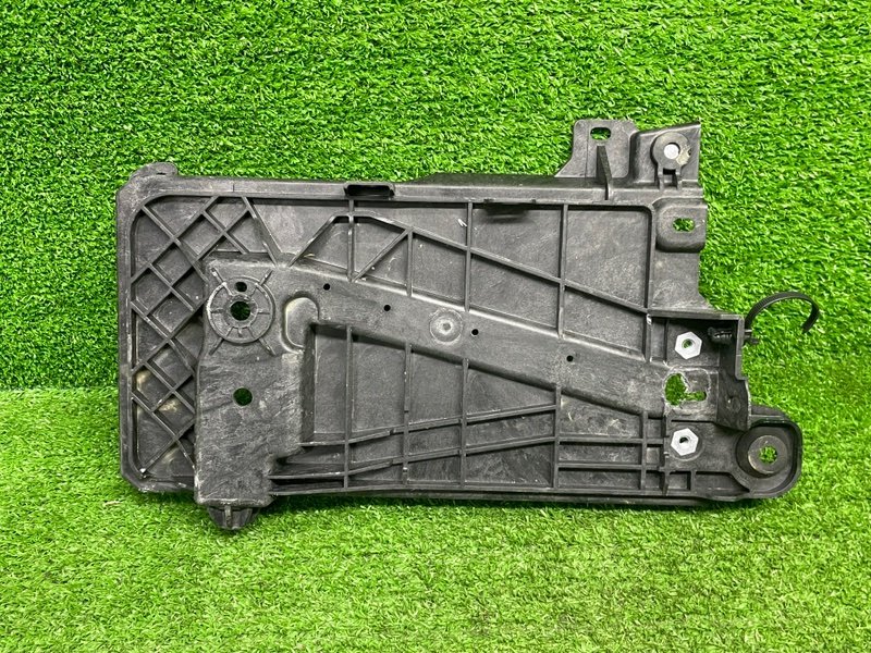 Площадка под АКБ, 1000 рублей, Москва