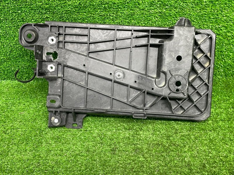 Площадка под АКБ, 1000 рублей, Москва