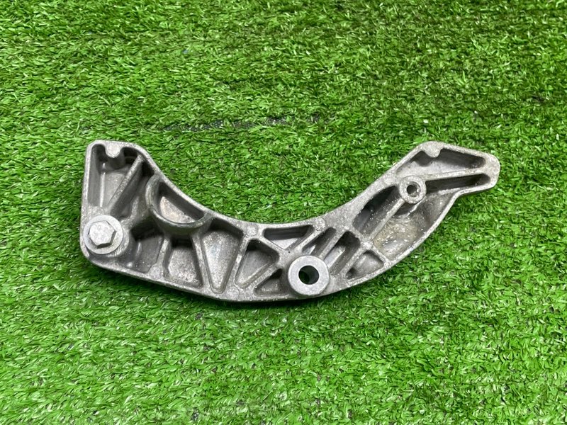 Кронштейн компрессора кондиционера, 2000 рублей, Москва