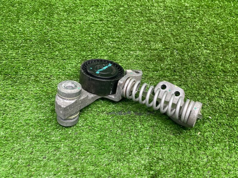 Ролик-натяжитель, 2000 рублей, Москва