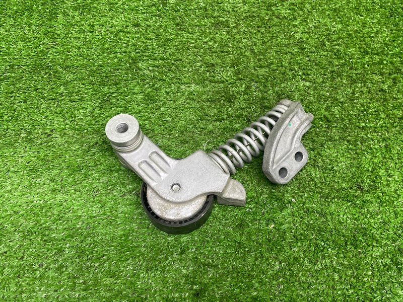 Ролик-натяжитель, 2000 рублей, Москва