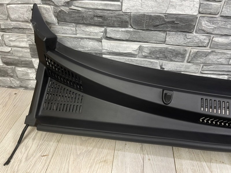 Планка под лобовое стекло, 7000 рублей, Москва