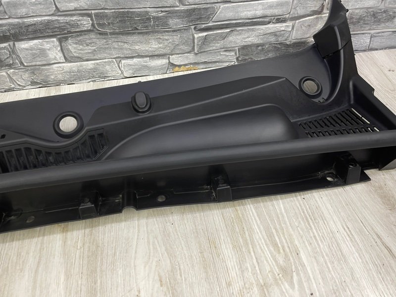 Планка под лобовое стекло, 7000 рублей, Москва