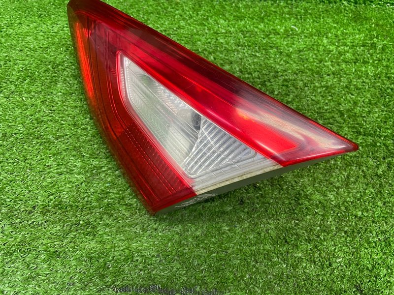 Фонарь задний правый, 7000 рублей, Москва