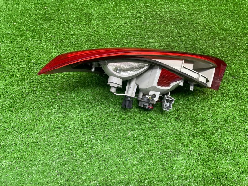 Фонарь задний правый, 7000 рублей, Москва