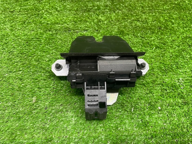 Замок багажника, 2100 рублей, Москва