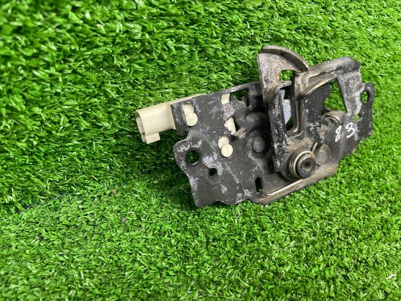 Замок капота, 1050 рублей, Москва