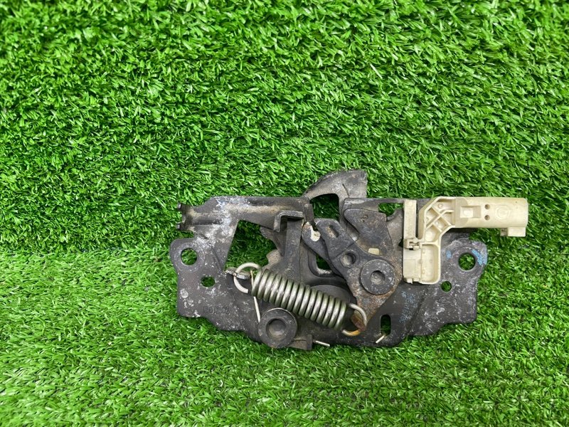 Замок капота, 1050 рублей, Москва