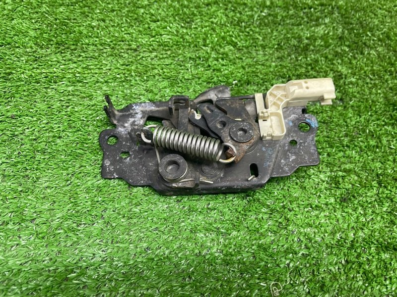 Замок капота, 1050 рублей, Москва