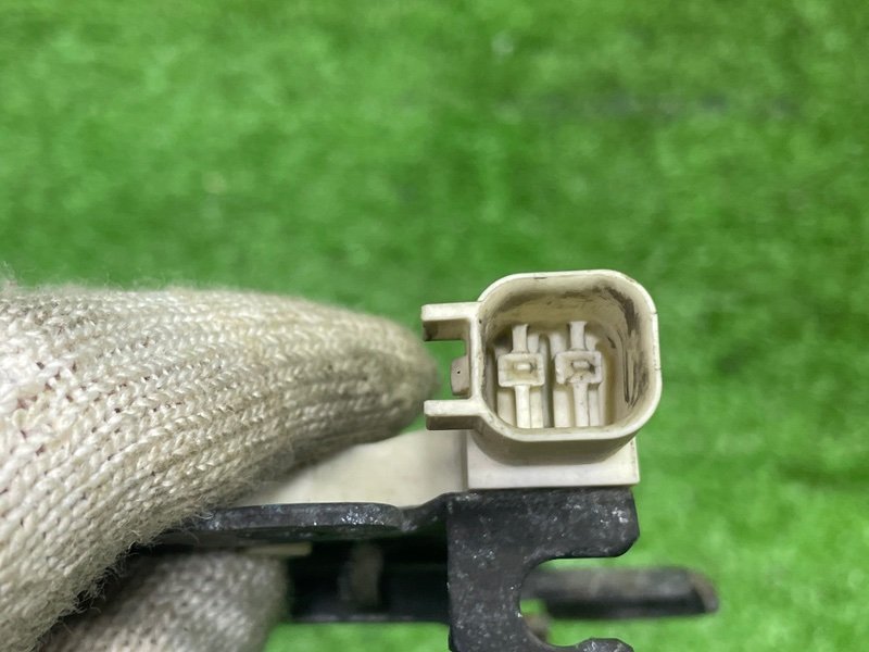 Замок капота, 1050 рублей, Москва