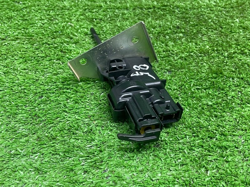 Активатор лючка бензобака, 2500 рублей, Москва