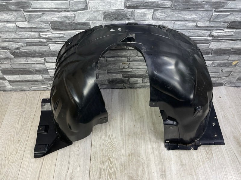 Подкрылок, 5000 рублей, Москва