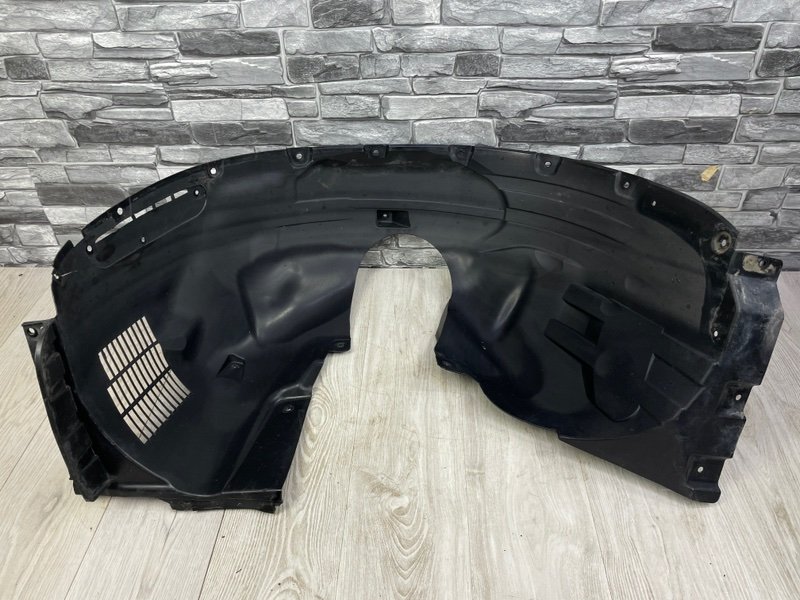 Подкрылок, 5000 рублей, Москва