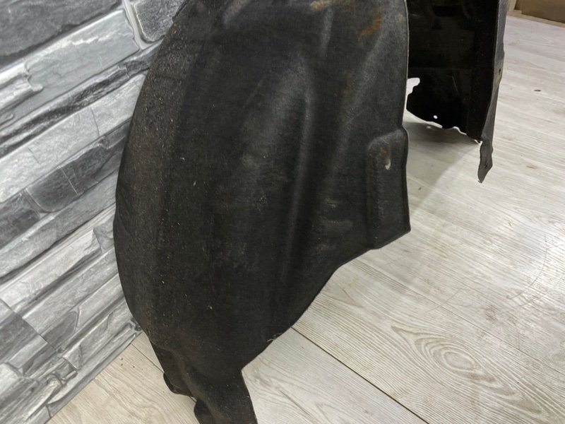 Подкрылок, 1500 рублей, Москва