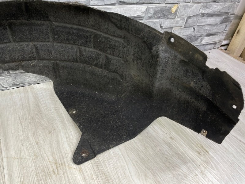 Подкрылок, 1500 рублей, Москва