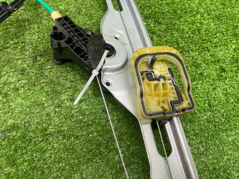 Стеклоподъемник передний, 6000 рублей, Москва