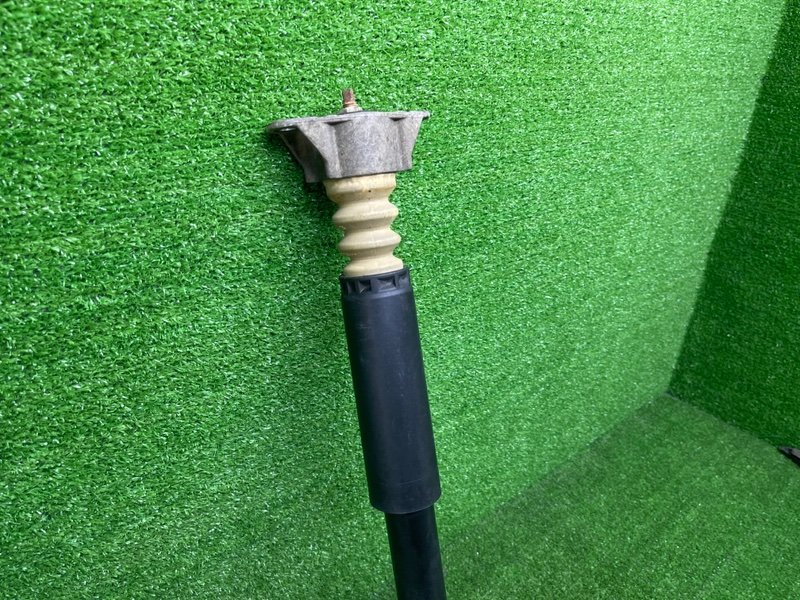 Амортизатор задний, 1050 рублей, Москва