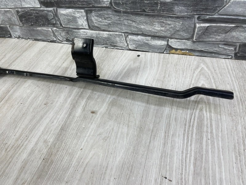 Кронштейн переднего бампера, 2000 рублей, Москва