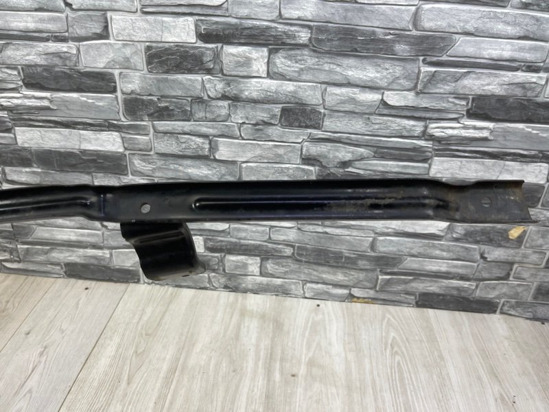 Кронштейн переднего бампера, 2000 рублей, Москва