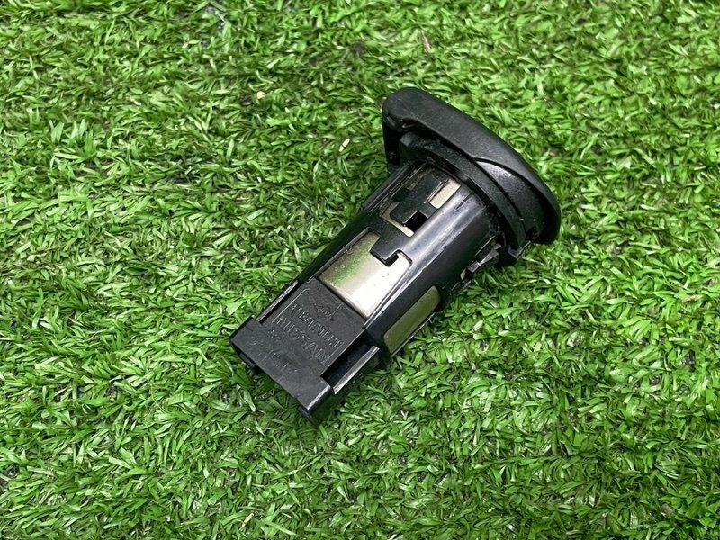 Зарядное гнездо, 500 рублей, Москва