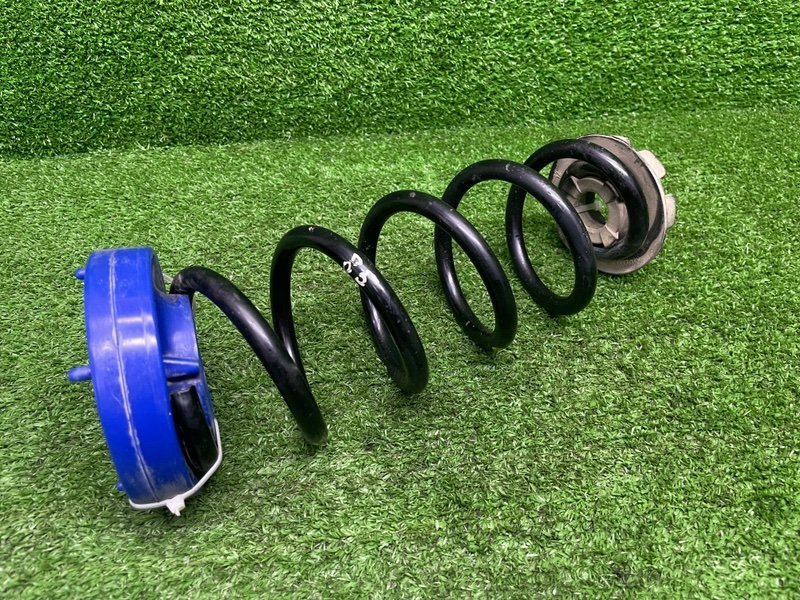 Пружина задняя, 1200 рублей, Москва