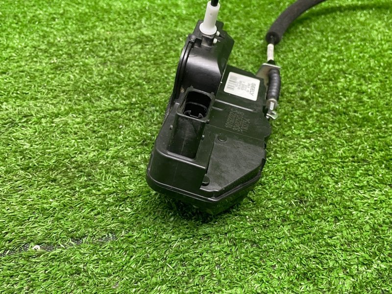 Замок двери передней правой, 6000 рублей, Москва