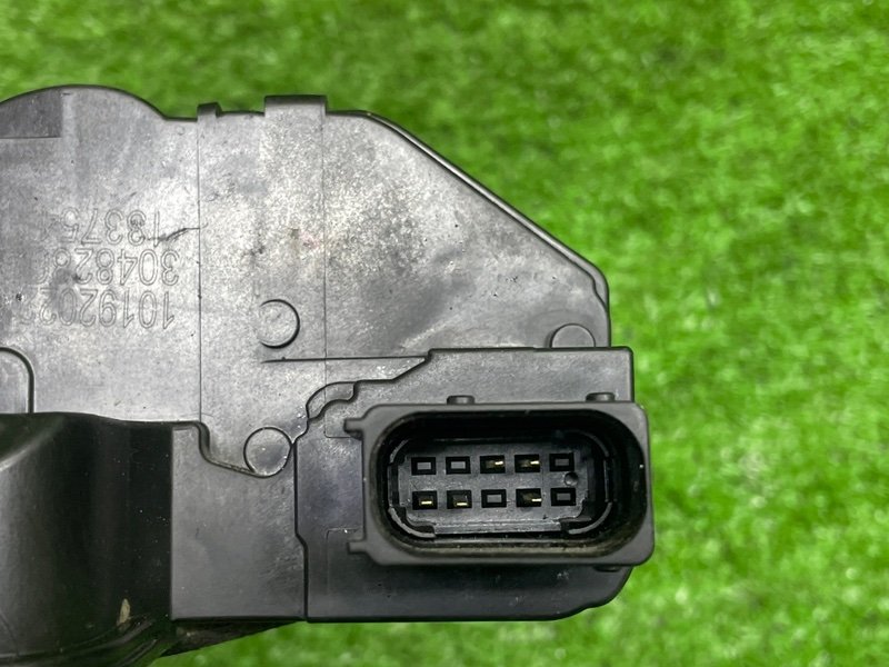 Замок двери передней правой, 6000 рублей, Москва