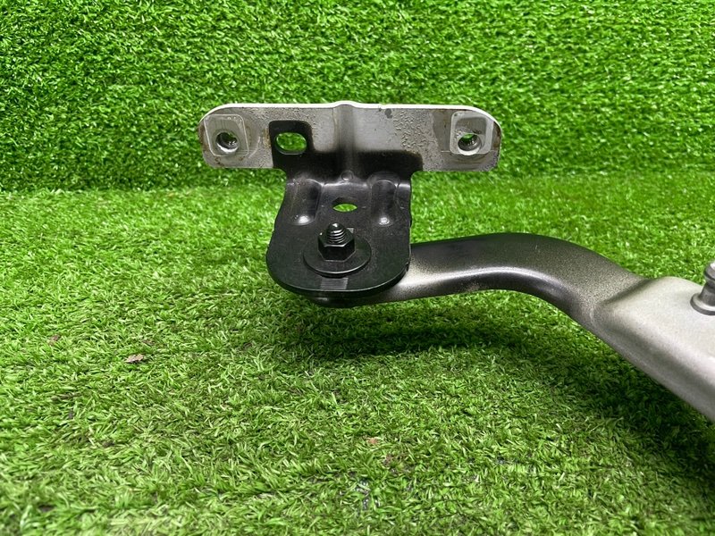 Петля крышки багажника, 1500 рублей, Москва