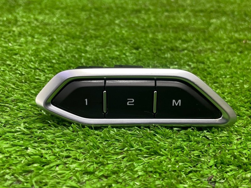 Блок кнопок, 2000 рублей, Москва