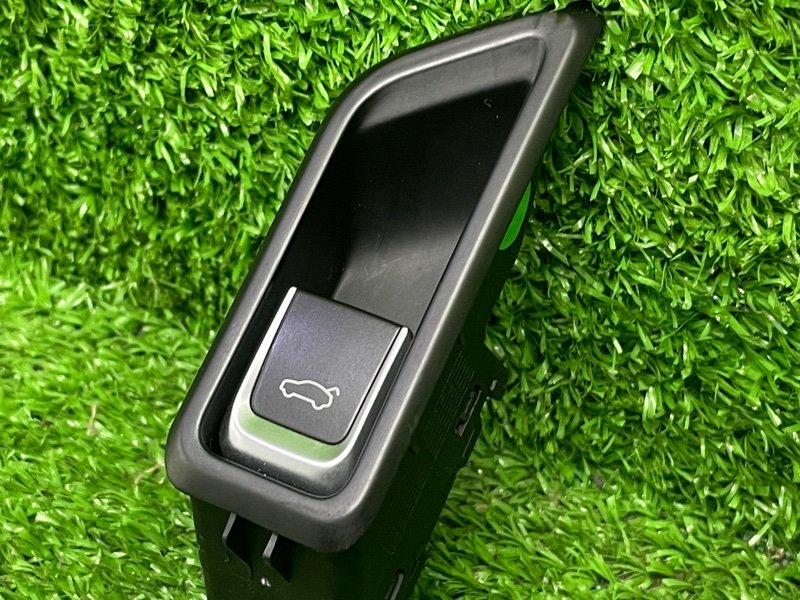 Кнопка открывания багажника, 2000 рублей, Москва