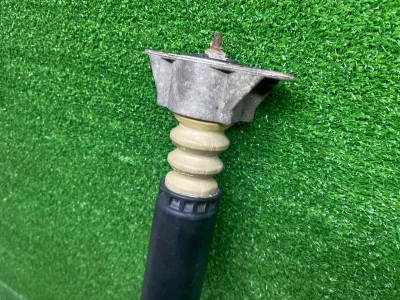 Амортизатор задний, 1050 рублей, Москва