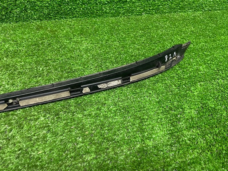 Молдинг лобового стекла, 2100 рублей, Москва