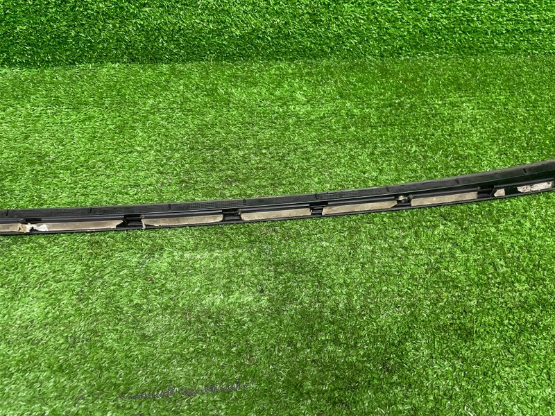 Молдинг лобового стекла, 2100 рублей, Москва